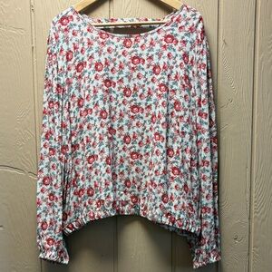 Loft Top NWT